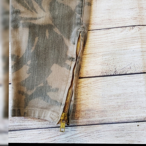 Current/Elliott Silverlake Camo Jeans - Picture 4 of 5